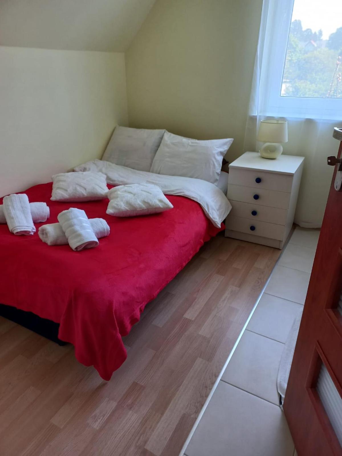 Apartamenty Junona Nad Morzem, W Domu Z Ogrodem, Obok Stegna I Jantar Junoszyno Eksteriør bilde